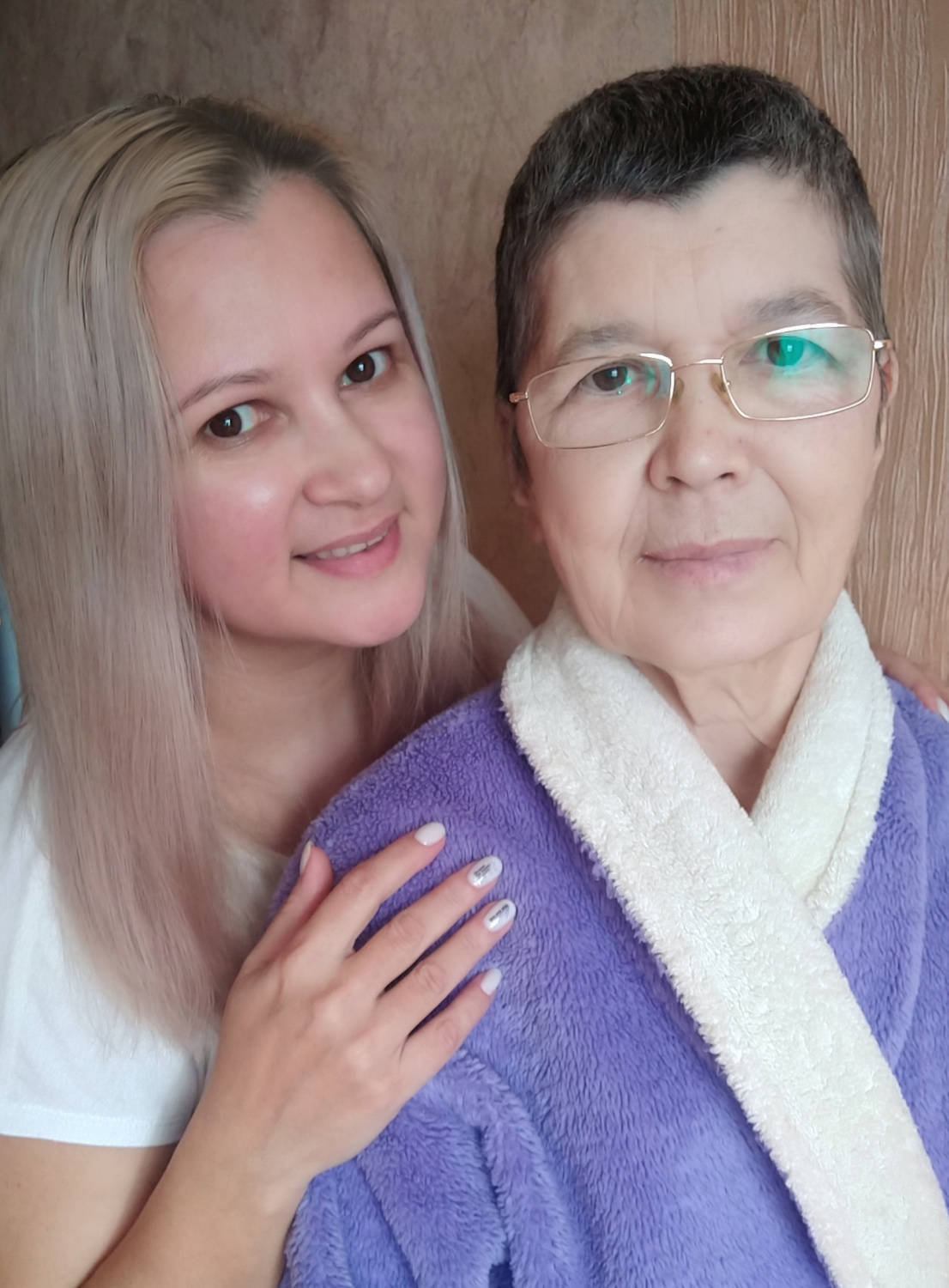 «Самостоятельно гуляет и печёт пироги». Жительница Нефтеюганска благодарит врачей травмбольницы за спасение мамы после геморрагического инсульта «Самостоятельно гуляет и печёт пироги». Жительница Нефтеюганска благодарит врачей травмбольницы за спасение мамы после геморрагического инсульта