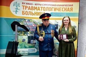 Глубоко в тылу и у самой передовой. Сотрудники Сургутской травмбольницы рядом с бойцами-защитниками на разных этапах оказания медицинской помощи