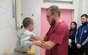 Радует врачей и родителей. 6-летний ребенок, повредивший ногу на карусели, выписан из стационара и наблюдается амбулаторно