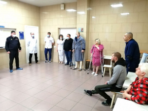 В новый год – с новым гражданством. Пациентам из Макеевки вручили российские паспорта
