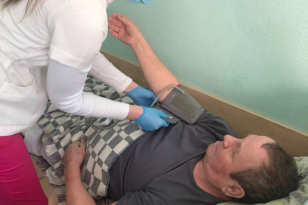 Выбор зрителей. Врач-стажер из Сургутской травмбольницы завоевала одну из главных наград  окружного конкурса красоты и талантов