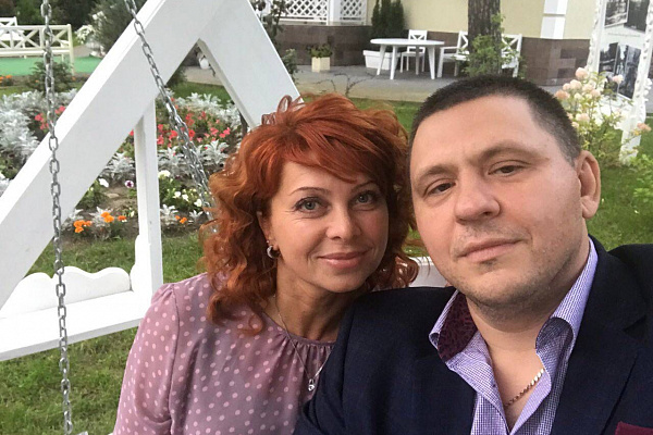 Мы желаем счастья вам! Супруги Пригода из Сургутской травмбольницы поздравляют югорчан с Днём семьи, любви и верности