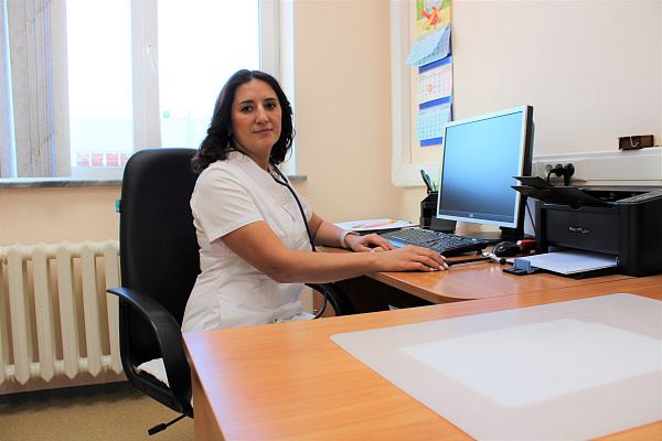 В больницу - с вечерними нарядами. Как первые пациенты представляли лечение в реабилитационном отделении, и чем гордится его коллектив по итогам 20-летней работы