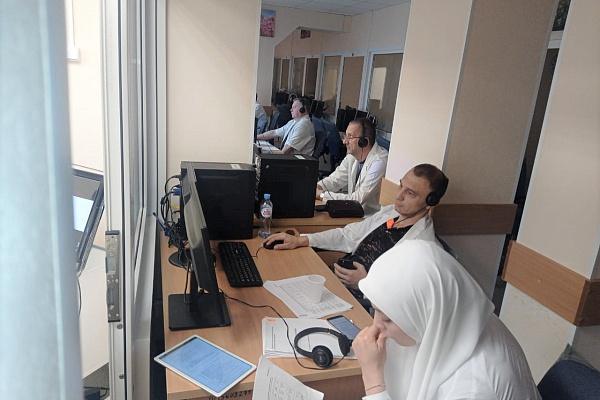 На базе Сургутской травмбольницы подготовлено шесть травматологов-ортопедов для медицинских учреждений Югры