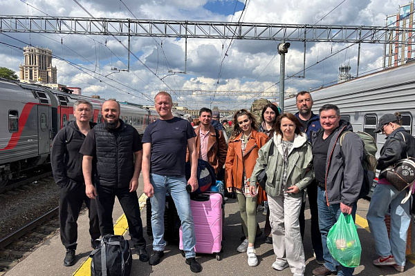 Более 2,5 тысяч детей Макеевки обследовал травматолог-ортопед Сургутской травмбольницы во время рабочей командировки