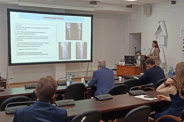 Врачи Сургутской травмбольницы обеспечили научное сопровождение участникам региональной студенческой конференции "Наука 60-й параллели"