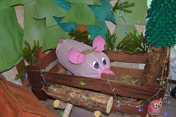 Новогодняя мозаика! В Травмбольнице подвели итоги конкурса на лучшее праздничное оформление подразделений учреждения