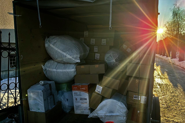 Сургутская травмбольница продолжает сбор гуманитарной помощи для фронта 