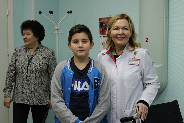 В Травмбольнице прошла экскурсия для учеников Технологической школы Сургута 