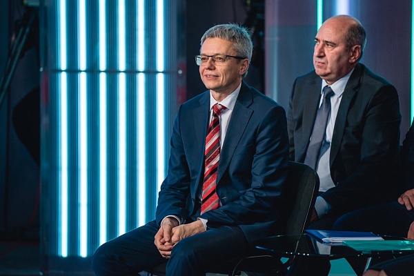 #ГубернаторОнлайн: в прямом эфире обсудили вопросы здравоохранения Югры