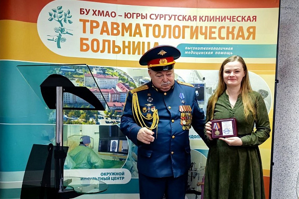 Глубоко в тылу и у самой передовой. Сотрудники Сургутской травмбольницы рядом с бойцами-защитниками на разных этапах оказания медицинской помощи