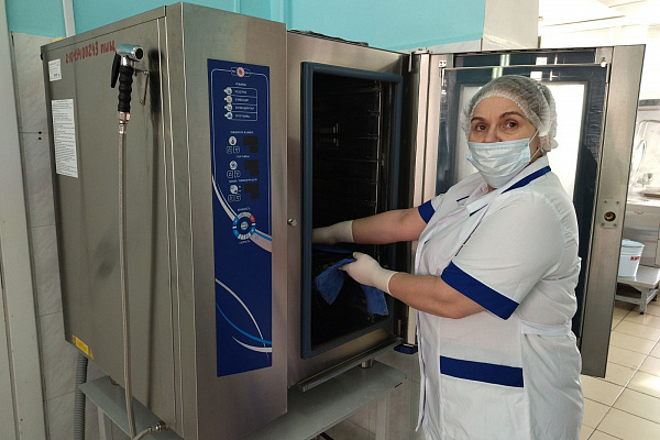 Гарантированная безопасность питания. В Сургутской травмбольнице  внедряют современную систему менеджмента качества пищевой продукции 