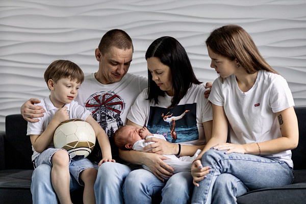 Про любовь и семейное счастье. В Сургутской травмбольнице проходит фотовыставка "Югра многодетная"