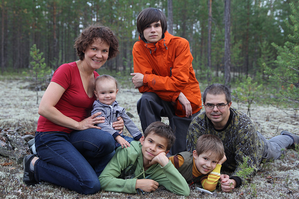 Про любовь и семейное счастье. В Сургутской травмбольнице проходит фотовыставка "Югра многодетная"