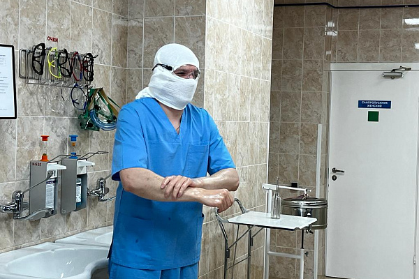 Вызов принят. С увеличением продолжительности жизни населения для сургутских ортопедов-травматологов начался новый период  эндопротезирования