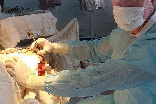 Три врача Сургутской травмбольницы побывали с начала года в Макеевке. На днях оттуда вернулся травматолог-ортопед Вячеслав Липатников.