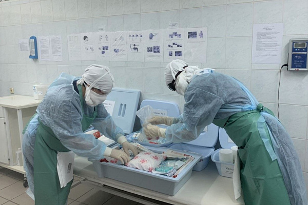 Медперсонал Сургутской травмбольницы отработал действия по недопущению распространения особо опасных инфекций