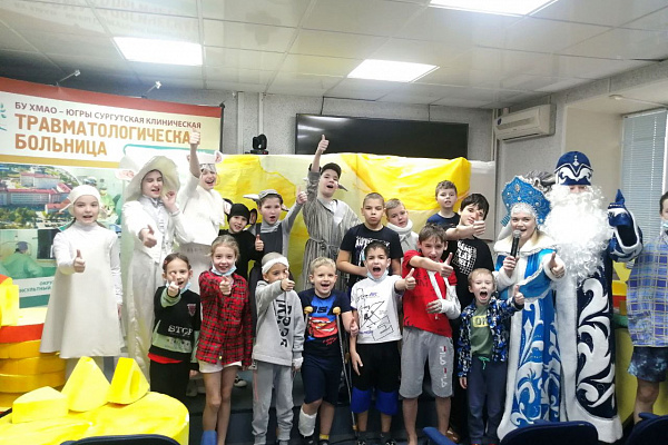 Больничные гастроли. Со спектаклем и развлекательной программой у нас побывала детская театральная студия  