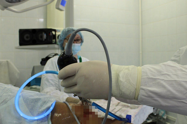 Для высокотехнологичных и высокоточных операций. Сургутская травмбольница получила новое артроскопическое оборудование