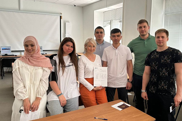 На базе Сургутской травмбольницы подготовлено шесть травматологов-ортопедов для медицинских учреждений Югры