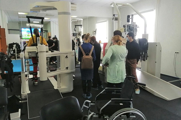 Каникулы - время найти себя. По запросу школьников проводим очередную серию профориентационных экскурсий