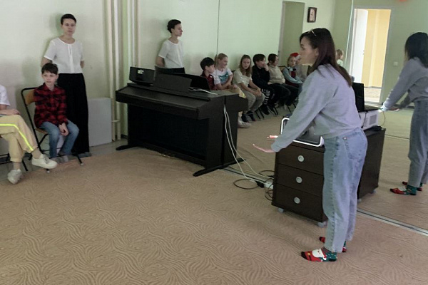 После веселья – курс лечения. Перед новогодними каникулами рассказываем школьникам о распространённых зимних травмах