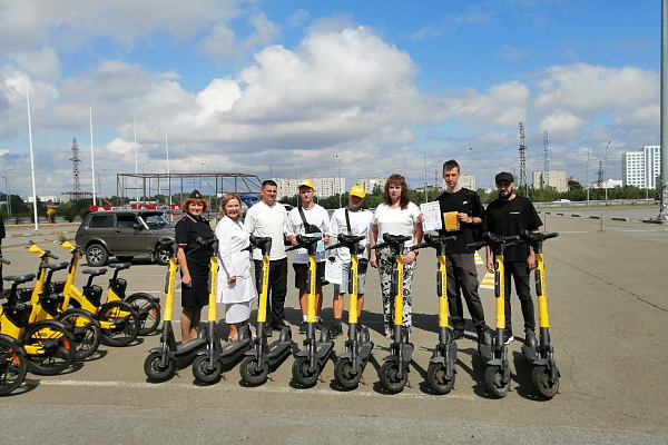 На СИМ безопасно колесим! Сургутская травмбольница поддержала профилактическую акцию от кикшеринговой компании 