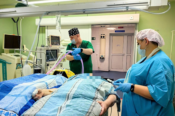 16 октября – Всемирный день анестезиолога-реаниматолога. Поздравления принимают более 140 специалистов Сургутской травмбольницы 