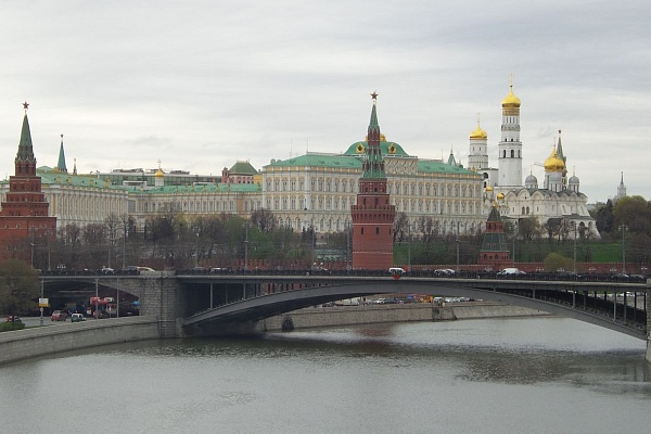 Мир через объектив! В Травматологической больнице Сургута подвели итоги корпоративного конкурса «Фотокраски» 