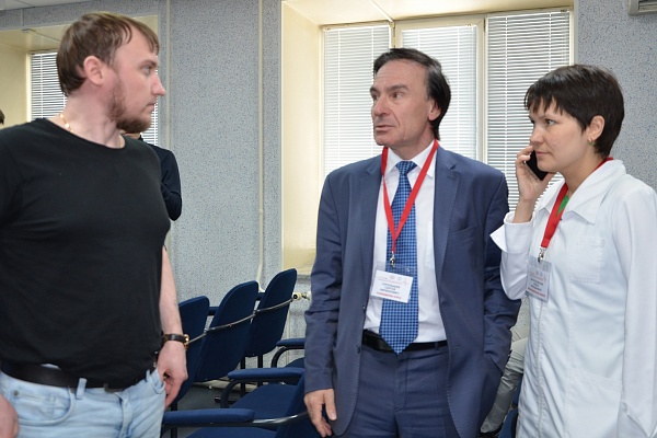 В Травмбольнице проходит образовательный курс «Детская нейрохирургия» под руководством специалистов Национального медицинского центра нейрохирургии им. Н. Н. Бурденко 