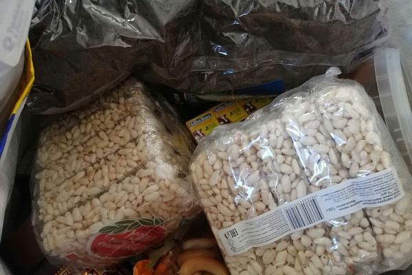 Более 250 килограммов гуманитарного груза отправится в зону проведения СВО из Сургутской травмбольницы 