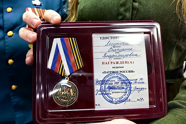 Глубоко в тылу и у самой передовой. Сотрудники Сургутской травмбольницы рядом с бойцами-защитниками на разных этапах оказания медицинской помощи