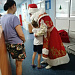 Волшебство с доставкой в палату. Лучший в мире Дед Мороз навестил юных пациентов Сургутской травмбольницы  