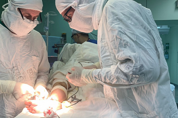 Ежегодное кадровое пополнение. В Сургутской травмбольнице приняли на работу молодых врачей разных специальностей