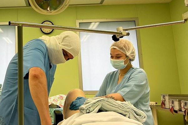 Вызов принят. С увеличением продолжительности жизни населения для сургутских ортопедов-травматологов начался новый период  эндопротезирования