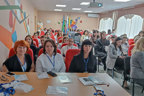 Центральным событием юбилейного для Сургутской травмбольницы года стала большая мультидисциплинарная конференция 