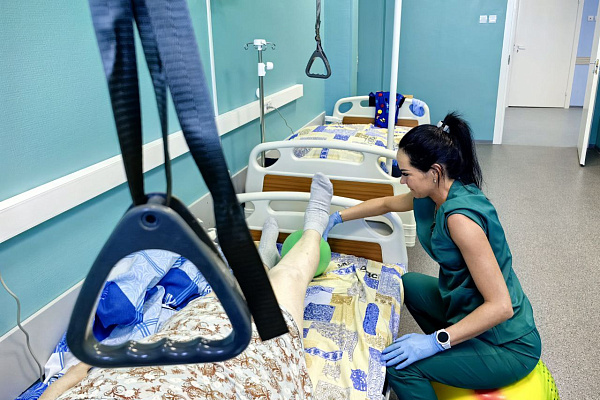 Новое реабилитационное отделение Сургутской травмбольницы подводит первые итоги работы