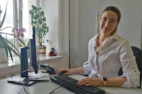 День молодежи - это про нас! В Сургутской травмбольнице растет доля врачей  в возрасте до 36-ти лет