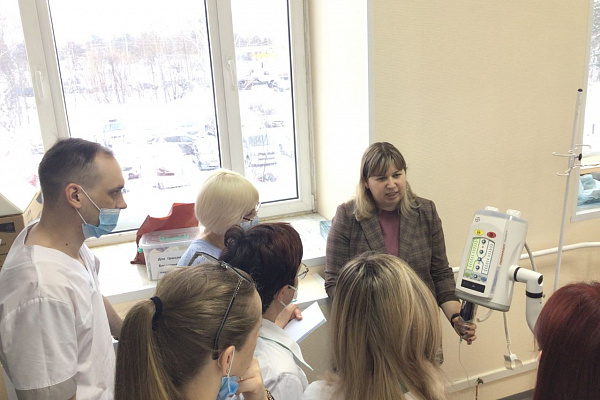 Как повысить качество КТ-исследований? В Сургутской травмбольнице прошёл мастер-класс для рентгенолаборантов Югры