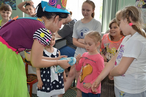 Как в сургутском Травмцентре детей учат не калечиться…