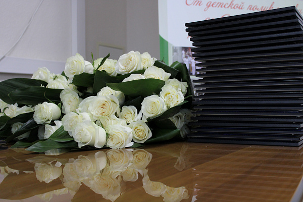 Сотрудникам Сургутской травмбольницы, работающим в «красной зоне», объявлена благодарность главы города