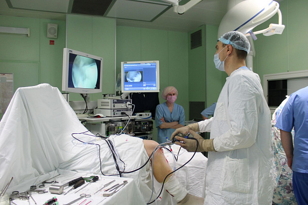 Ни дня на раскачку. Первую сотню высокотехнологичных операций выполнили в Сургутской травмбольнице с начала года