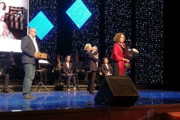 Пациенты и сотрудники Сургутской травмбольницы приняли участие в окружном празднике, посвященном Дню медицинского работника