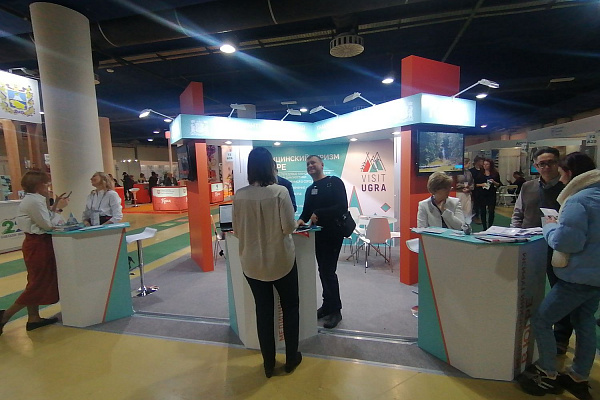 Потенциал Сургутской травмбольницы и всего югорского здравоохранения представлен на крупнейшем международном форуме «Российская неделя здравоохранения-2022» в Москве