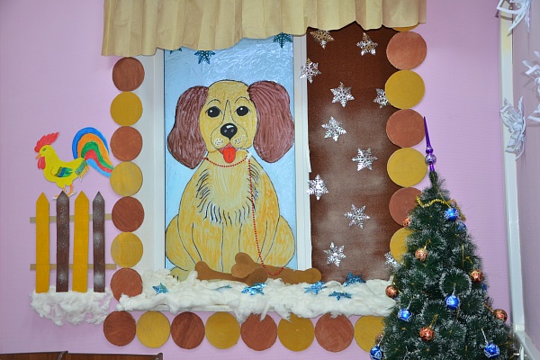 Чудо в окне! Сотрудники больницы удивили пациентов своими талантами и подарили праздничное настроение! 