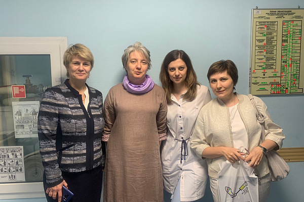 Без них даже высокотехнологичное лечение неполноценно. Ко Дню медицинского работника – о реабилитологах Сургутской травмбольницы 