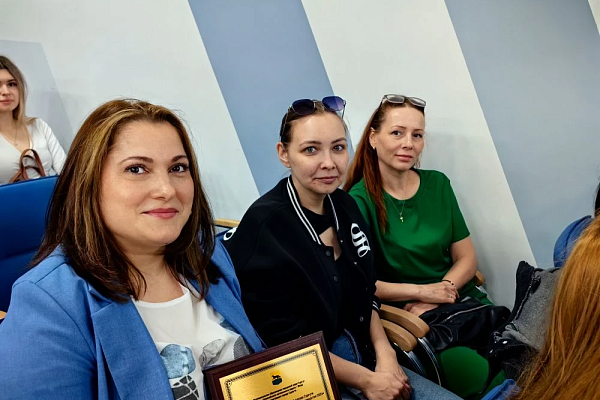 Сотрудница Сургутской травмбольницы - в числе победителей городского конкурса по оказанию первой помощи на производстве