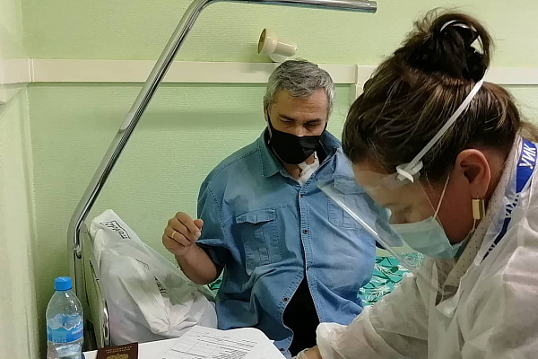 Сотрудники и пациенты Сургутской травмбольницы показали высокую избирательную активность на Выборах-2021