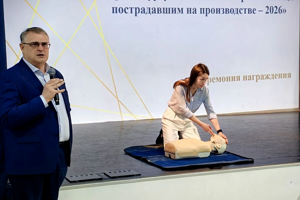 Сотрудница Сургутской травмбольницы - в числе победителей городского конкурса по оказанию первой помощи на производстве
